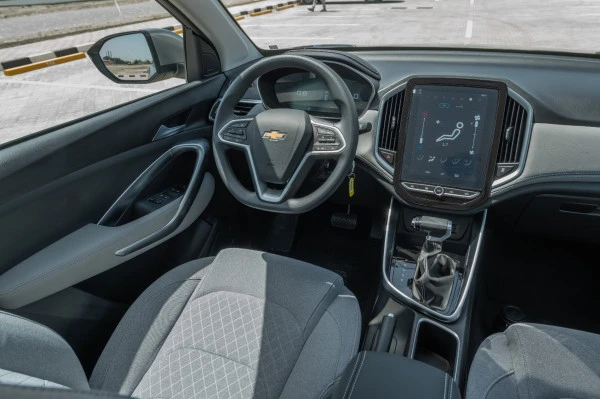  Белый Chevrolet Captiva Photo 10