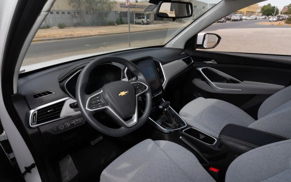  Белый Chevrolet Captiva Photo 6