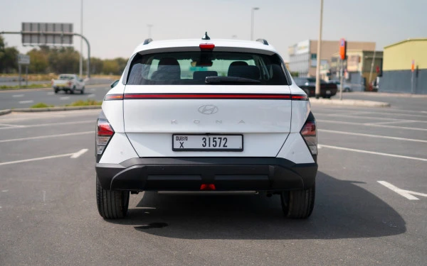  Белый Hyundai Kona Photo 5