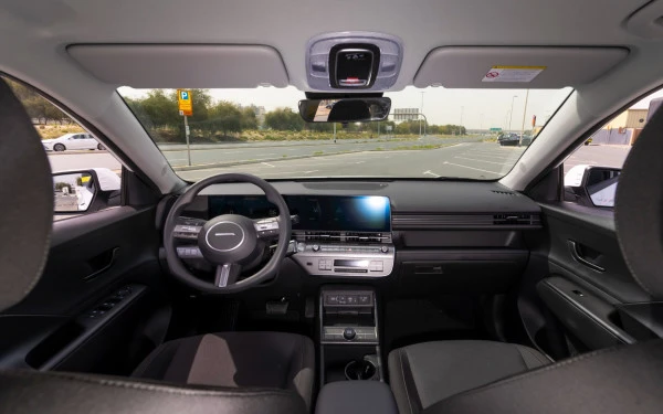  Белый Hyundai Kona Photo 13