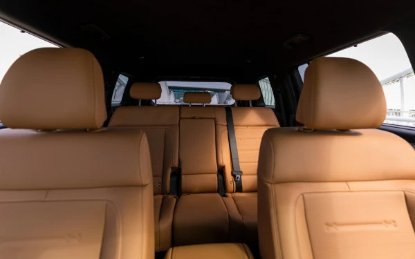  Белый Hyundai Santa Fe Photo 13