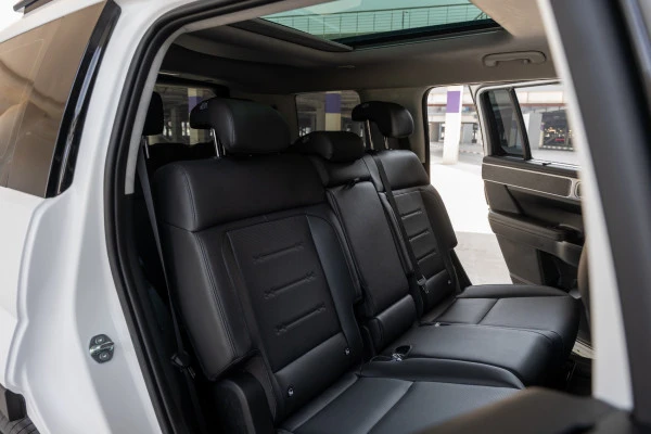  Белый Hyundai Santa Fe Photo 6