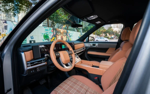  Белый Hyundai Santa Fe Photo 13