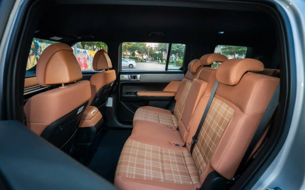  Белый Hyundai Santa Fe Photo 15