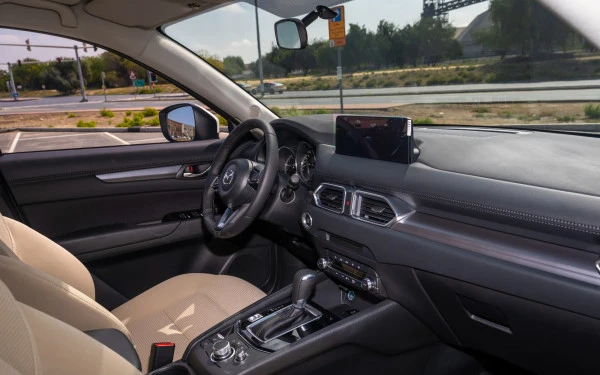  White Mazda CX5 Photo 9