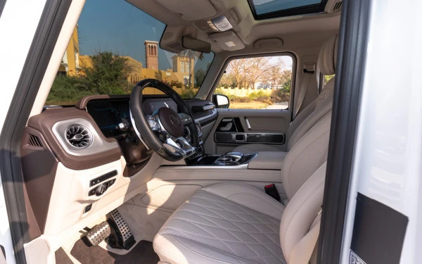  Белый Mercedes G63 AMG Photo 5