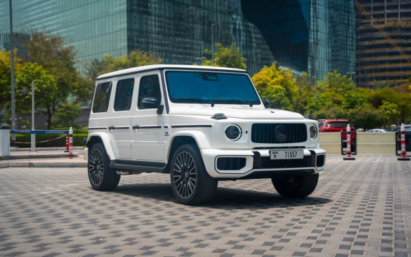  Белый Mercedes G63 AMG Photo 2