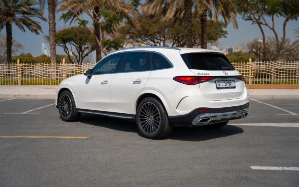  White Mercedes GLC 200 SUV Photo 4