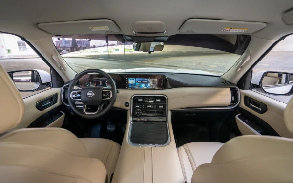  White Nissan Patrol Platinum V6 Photo 8