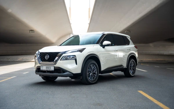  Белый Nissan X-Trail Photo 6