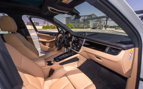  Белый Porsche Macan Photo 4