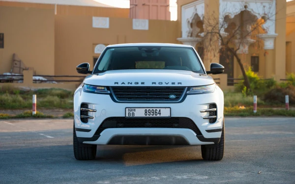  White Range Rover Evoque Photo 4